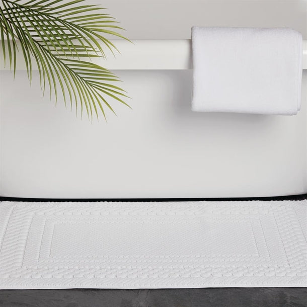 Mitre Heritage Chequers Bath Mat