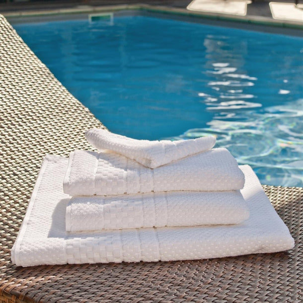 Mitre Heritage Chequers Bath Mat