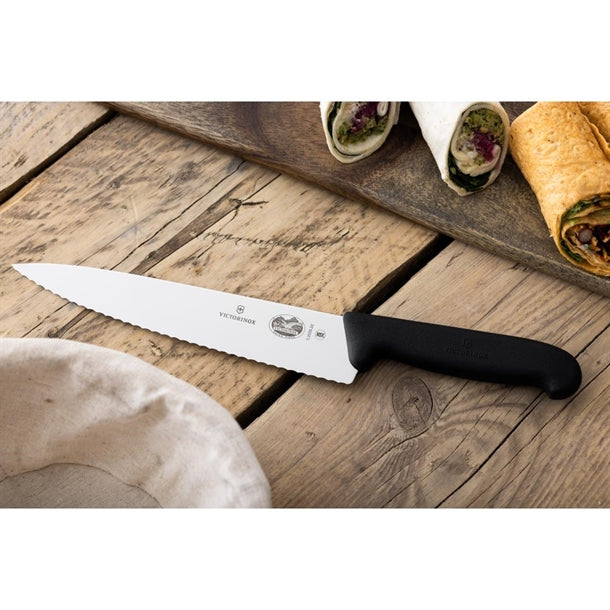 Victorinox Fibrox Serrated Carving Knife 22cm