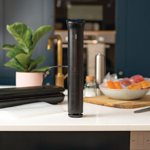 SousVideTools iVide 2 Sous Vide Cooker with WIFI
