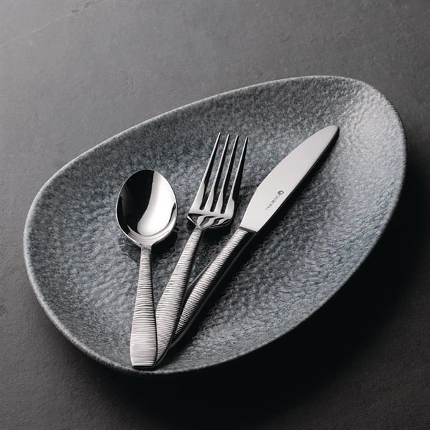 Churchill Studio Prints Raku Triangular Plates Topaz Blue 356mm (Pack of 6)