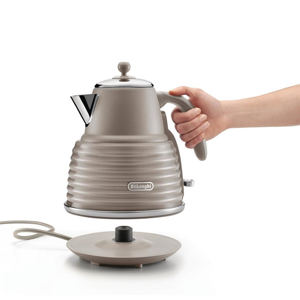DeLonghi Scolpito Kettle Biege KBZS3001BG