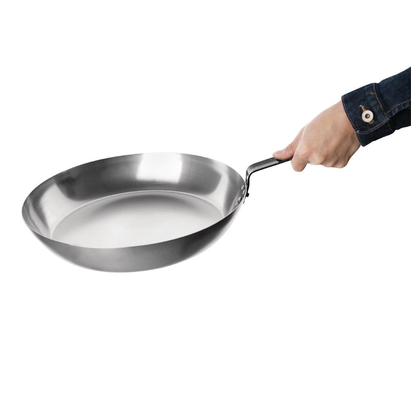 Vogue Carbon Steel Omelette Pan 200mm