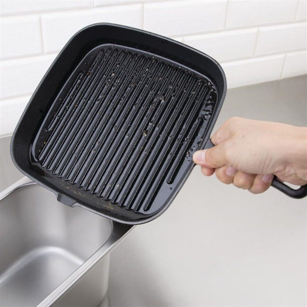 Vogue Square Cast Iron Ribbed Skillet Pan 241mm